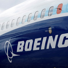 Арештований літак Boeing на злітній смузі