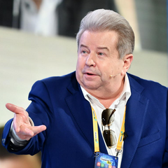 Михаил Поплавский в центре скандала
