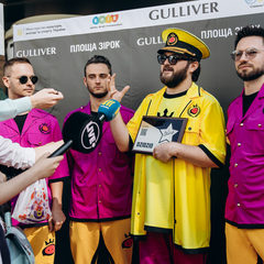 Українські зірки в автомобілі