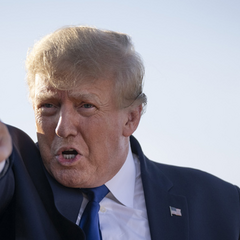 Портрет Дональда Трампа в яскравих красках