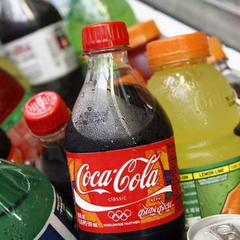 Угорці п'ють газовані напої