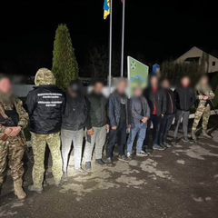 Ухилянти прикордонних злилися на знімок