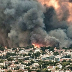 Пожежа на відомому курорті відлякує туристів