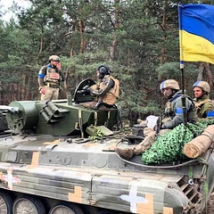 Украина против России - это война
