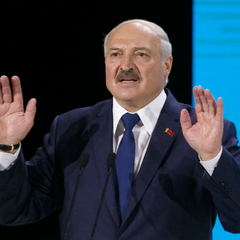 Лукашенко мріє про нову реальність