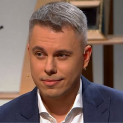 Андрій Доманський втікає з України