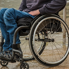 Изображение человека с инвалидностью