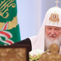 Пострадавшие от насилия женщины рядом