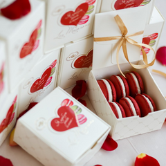 Подарунки на 8 Березня для жінок