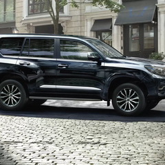 Преимущества автомобиля Toyota Land Cruiser для аренды
