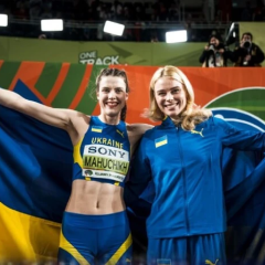 Ukrainian athletes on podium with medals