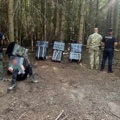 У границы с Румынией раскрыли группу контрабандистов