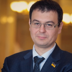 Гетманцев пропонує відкласти POS-термінали для ФОП 1-ї групи