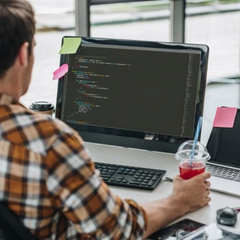 Топ-3 роботодавців в  IT-секторі в Україні