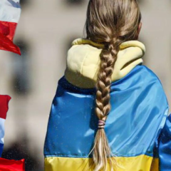 Українці продовжують виїжджати за кордон 
