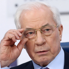 Бывший премьер-министр Украины Николай Азаров