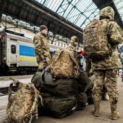 Звільнення зі служби
