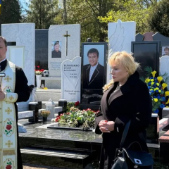 Памятник Виталию Билоножко