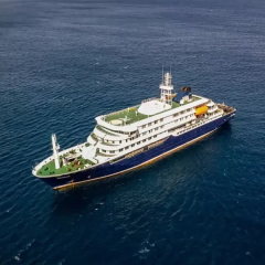 Лайнер MV Hondius