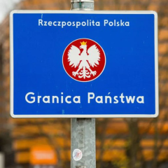 Перевірка біометричних паспортів у Польщі