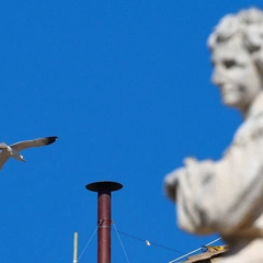 Зображення Ватикану з написом про обрання понтифіка