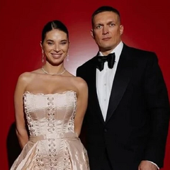 Боксер и его любимая в паре