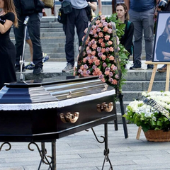 Прощання з журналісткою Рощиною, додаткові санкційні пакети проти Росії