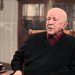 Фото Віталія Коротича, поета із Москви