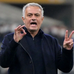Mourinho and Vinicius on the field