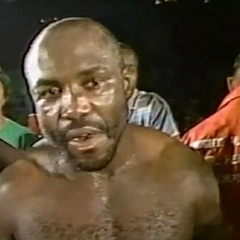 Former world boxing champion has died
