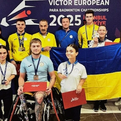 Украинские спортсмены на пьедестале наград