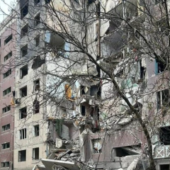 Наслідки авіаудару в Костянтинівці: поранені люди