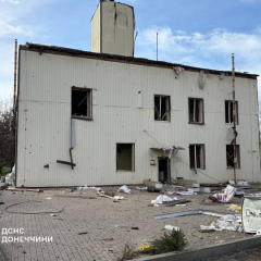 Пожарная часть в Николаевце после обстрела