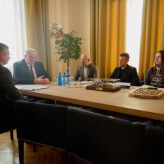 МЗС України змінює правила для громадян за кордоном