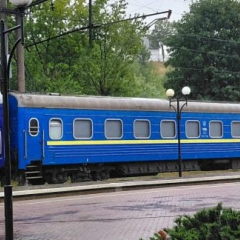 Russian Forces Strike Dnipro Train Station, Killing 14; Ukrzaliznytsia Boosts Security Measures