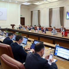 Украинские министры - зарплаты за год