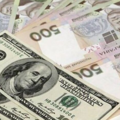 Долар в банкнотах