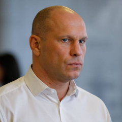 Ілля Кива під Верховною Радою