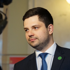 На изображении персоны Арахамия и Рудик