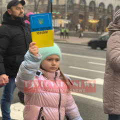 Антивакцинатори протестують у Києві (фото)