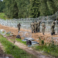 Закон про мігрантів у Польщі