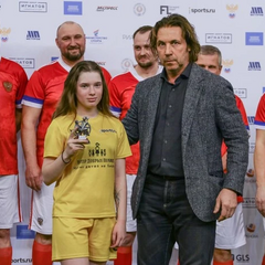 Легендарний футболіст на футбольному полі