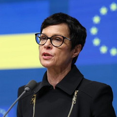 Еврокомиссарка по вопросам расширения в Украине