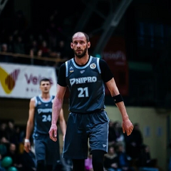 Баскетболіст Тимофеєнко забиває рекордний кидок