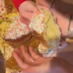 Дружина принца Гаррі з паскою