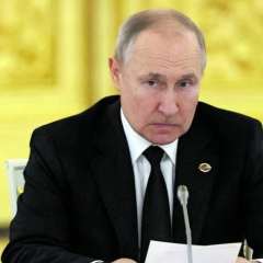 Мінфін та ЦБ РФ попередили Путіна про ризики