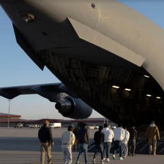 Мексика вроди відмовилась прийняти депортованих мігрантів