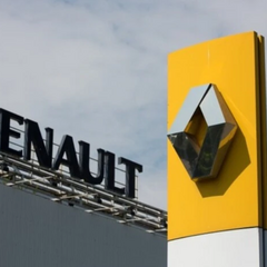Депутат Держдумы объявляет логотип Renault фашистским
