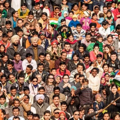 Діти з смішними виразами обличчя