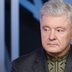 Judge declared sanctions against Poroshenko illegal